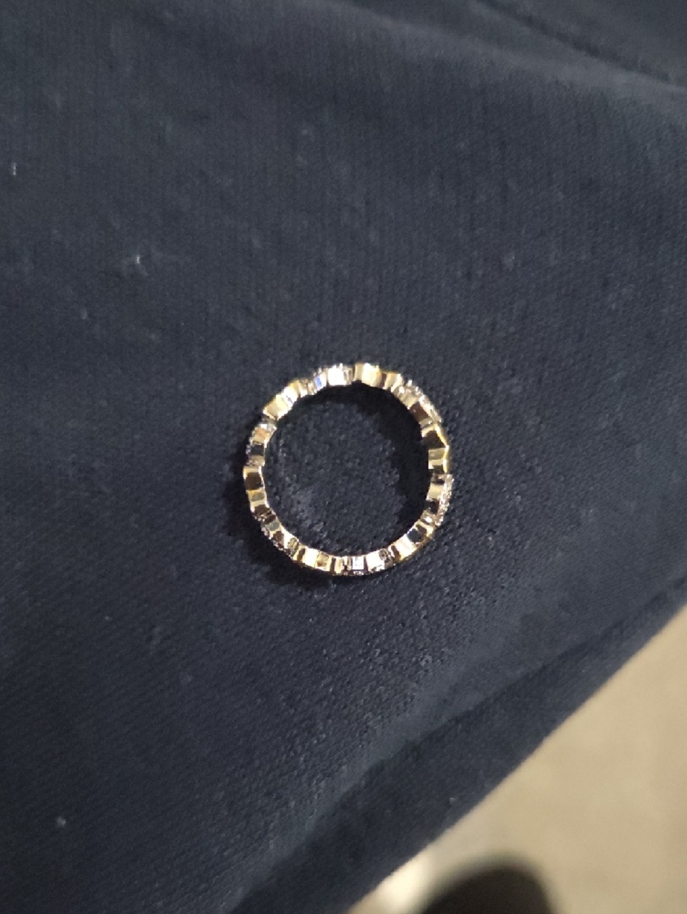 Elegant Two-Tone Heart Link Ring with CZ Accents - Gold & Silver Sz6 - Picture 4 of 5